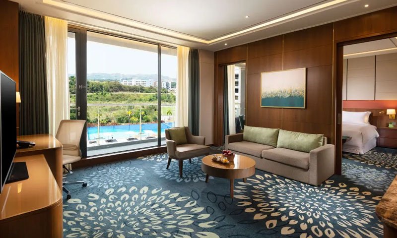 Hilton Clark Sun Valley Resort Room